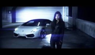 Guitarras, electrónica y voz rasgada para un súper tema de pista de baile: DJ Assad feat. Vincent Brasse, y su 'For Your Eyes'