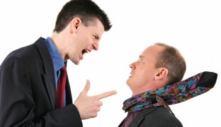 Los gays, ¿la ‘mano negra’ laboral de los heteros cristianos?