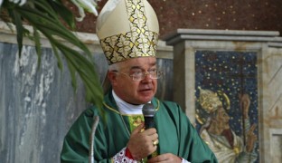 El ex obispo de la República Dominicana Jozef Wesolowski, condenado por pagar para tener sexo gay con chicos menores