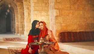 Hermosa serie fotográfica retrata a parejas homosexuales de distintas culturas