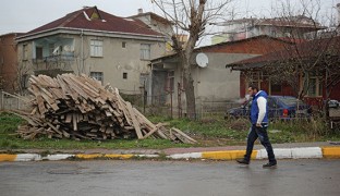Ser gay en Irán: increíble relato del joven que salió del armario por una trampa y sobrevivió