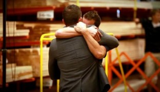 Bodas gays: los videos más originales de pedidas de mano