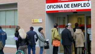 Decálogo para el primer empleo: qué poner en el currículum y qué decir en la entrevista