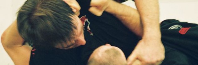 Los gays maltratados por su pareja tienen más riesgo de abusar de sustancias y de contraer Sida