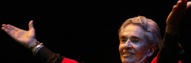 Dos años sin la dama del poncho rojo, la cantante lesbiana Chavela Vargas